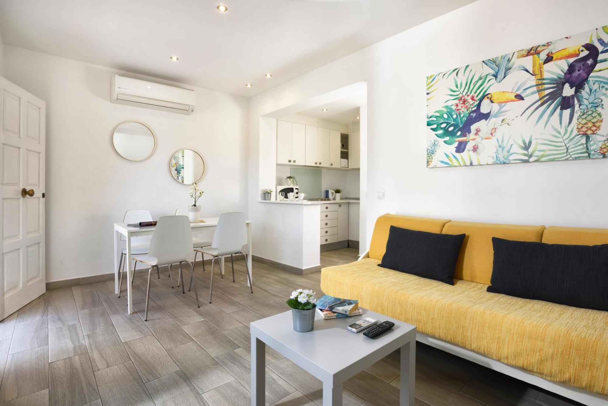 Naika Studios & Apartments Palmanova Eksteriør bilde