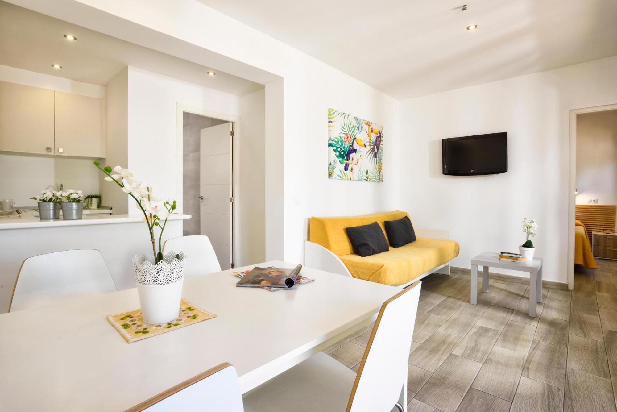 Naika Studios & Apartments Palmanova Eksteriør bilde