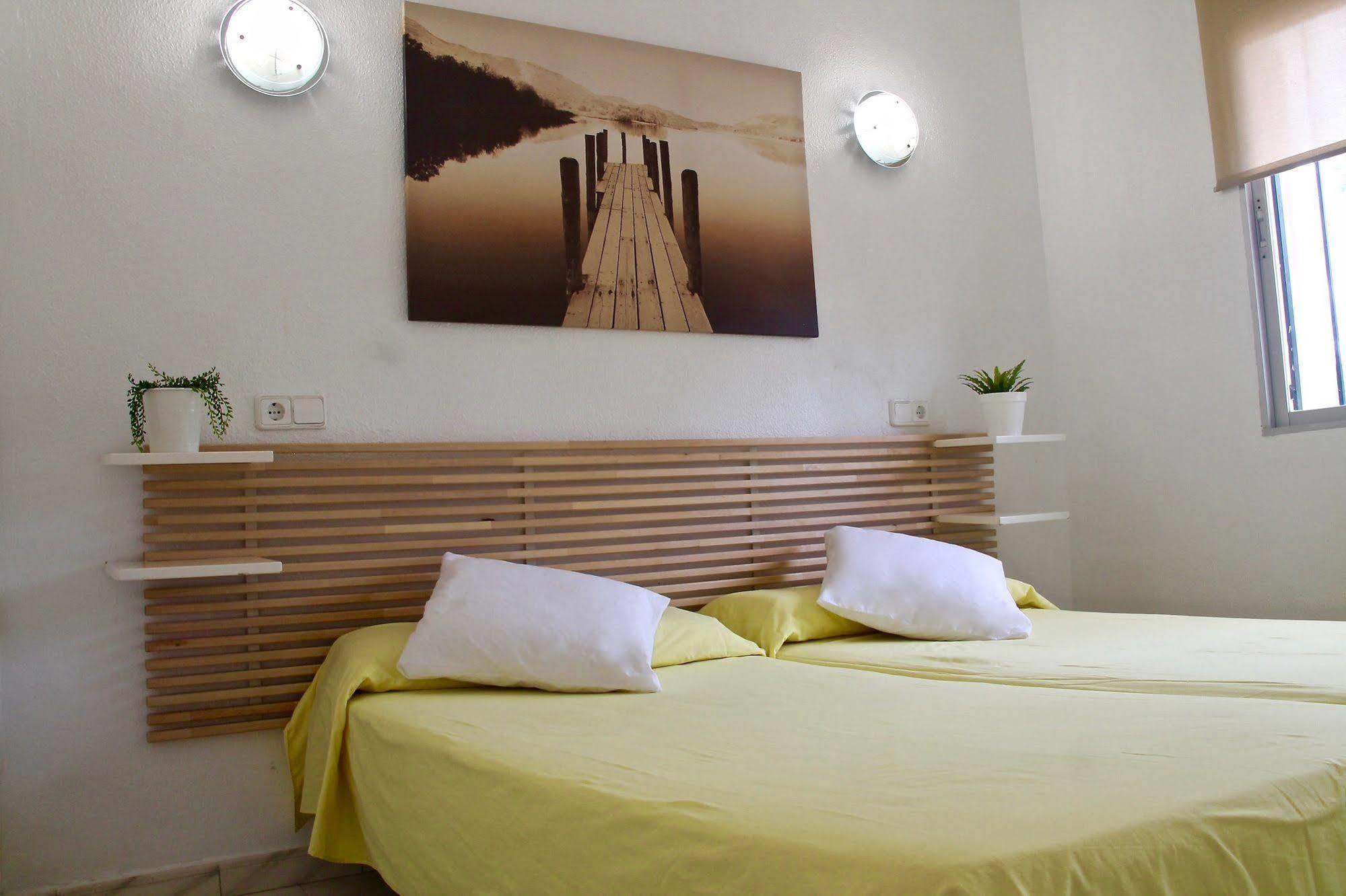 Naika Studios & Apartments Palmanova Eksteriør bilde